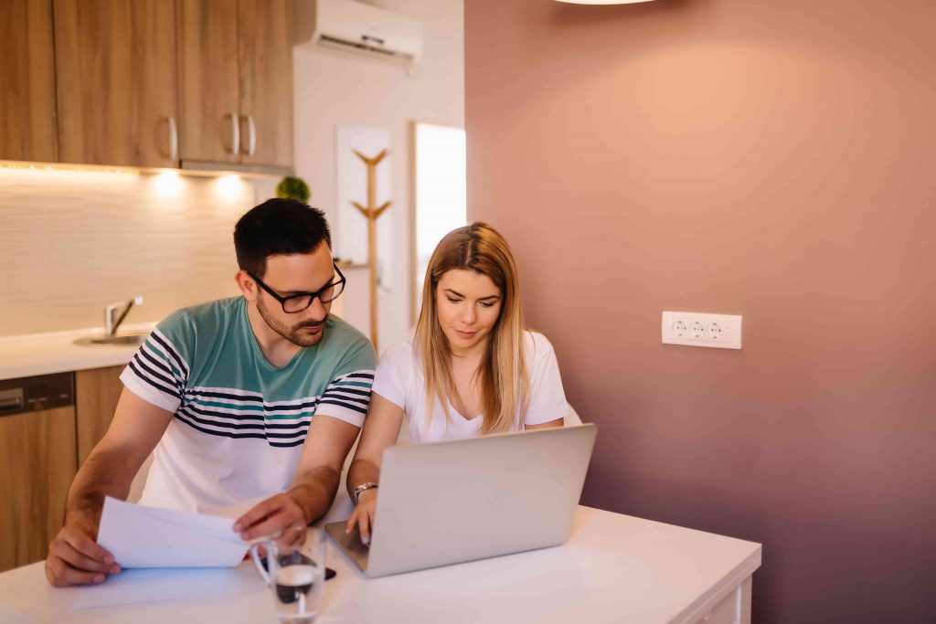 5 loại thị thực cho phép vợ/chồng của bạn được làm việc ở Mỹ L&C Global