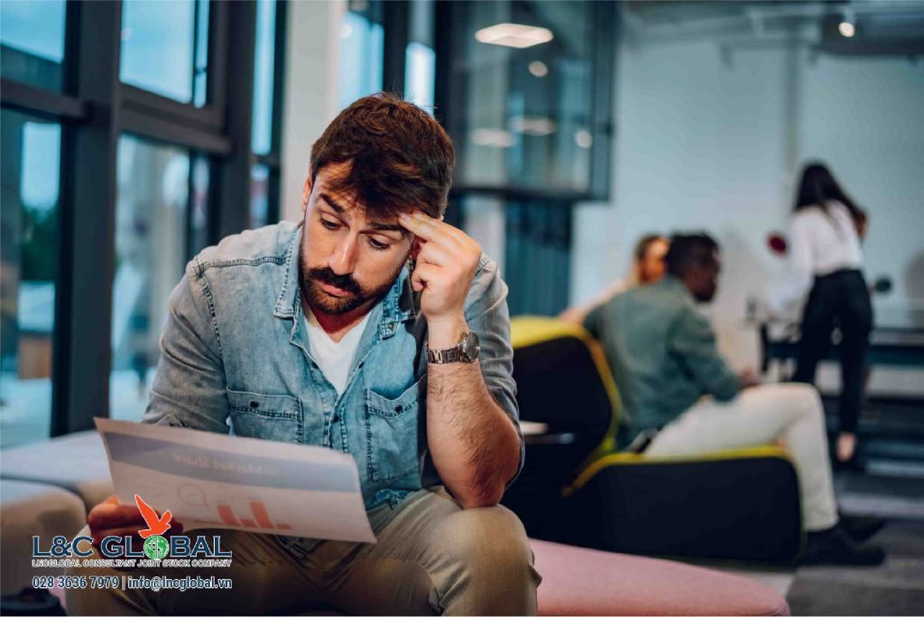 Số lượng hồ sơ tồn đọng đối với đơn nhập cư Canada tăng vọt lên 2,4 triệu người L&C Global