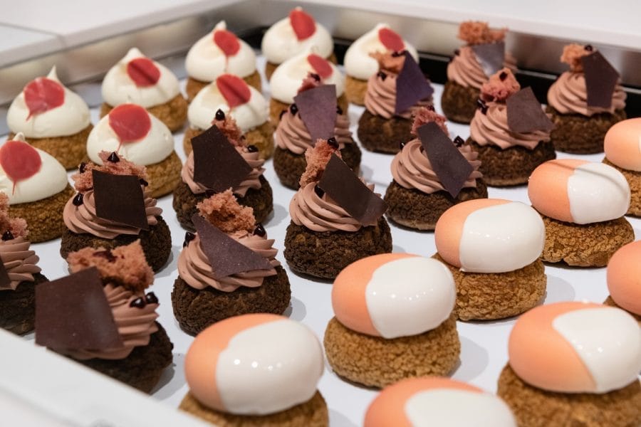 Khám phá Canada - Tiệm bánh tại Vancouver - BETA 5 Chocolates