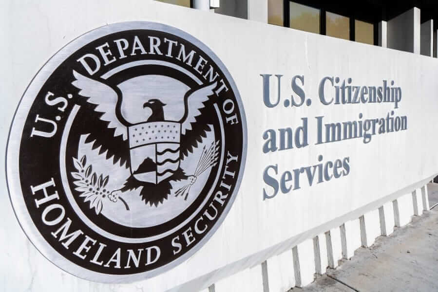 USCIS Nộp đơn xin thị thực Hoa Kỳ