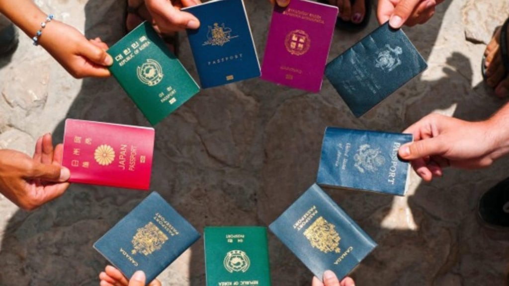 Tại sao Hộ chiếu chỉ có 4 màu tiêu chuẩn L&C Global