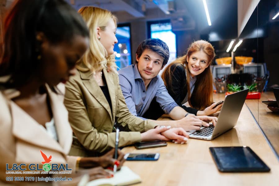 British Columbia ban hành 370 lời mời nhập cư Canada