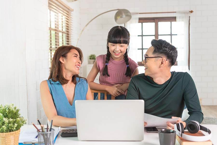 Canada hỗ trợ chi phí sinh hoạt ở BC L&C Global