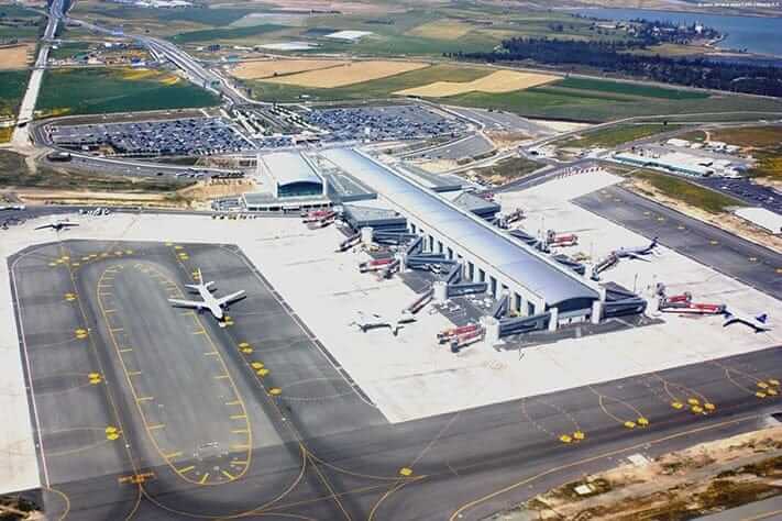 du-lịch-síp-larnaca_international-airport