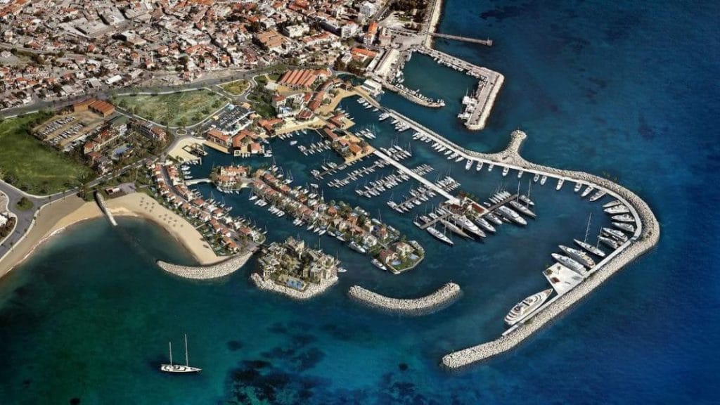 Bến du thuyền tại Limassol Síp