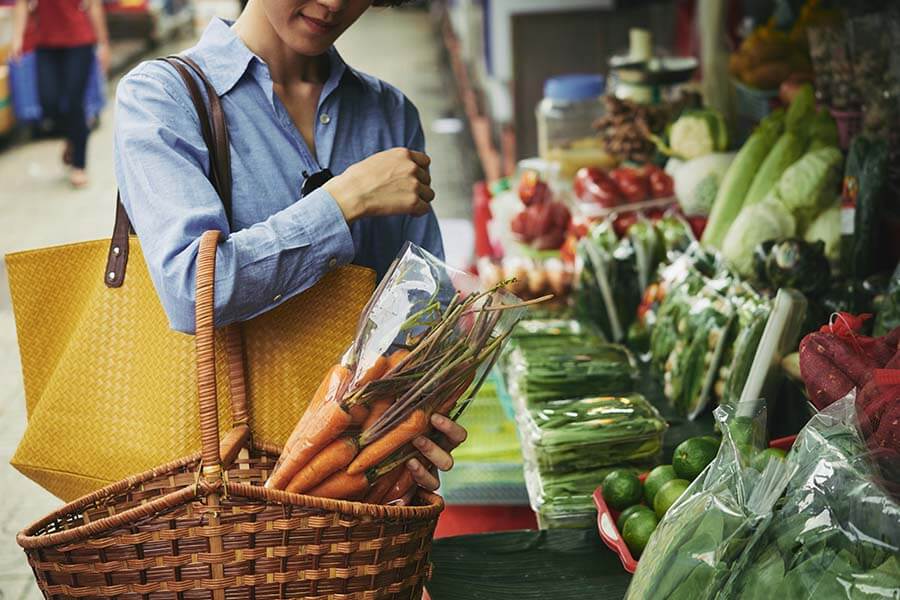 Người Việt tại Canada nỗ lực thích ứng với lạm phát năm 2023 L&C Global