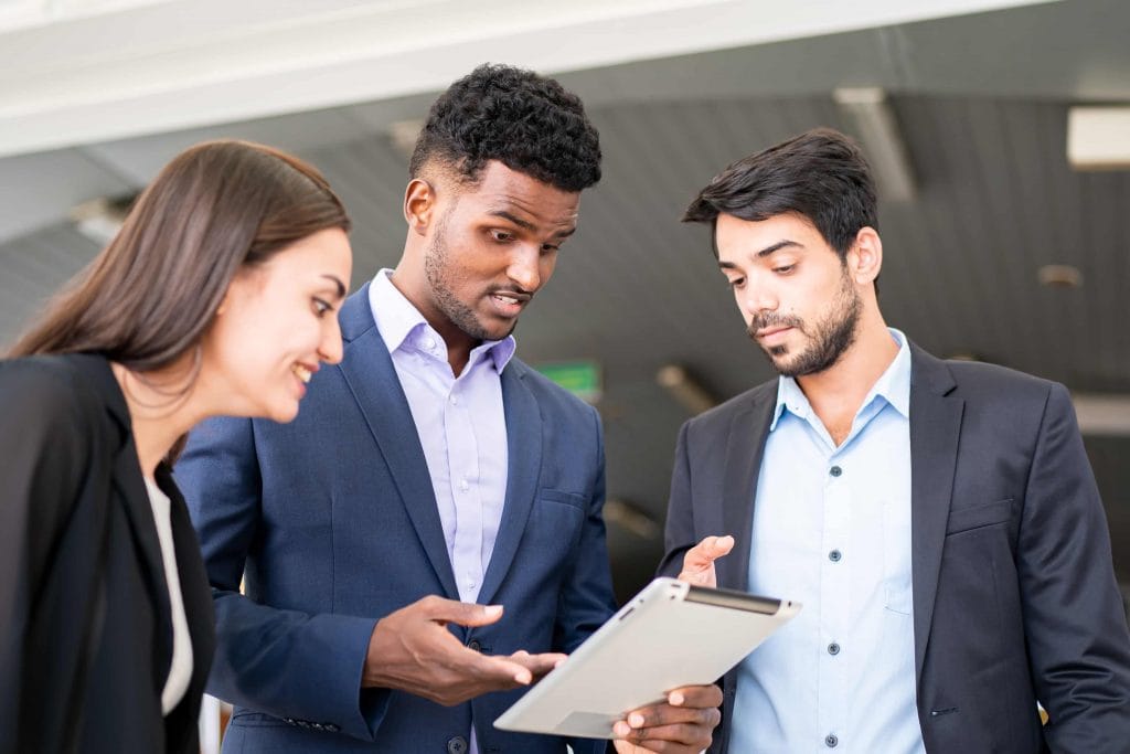 Vì sao nhiều nhà tuyển dụng Canada lại thuê lao động nước ngoài L&C Global