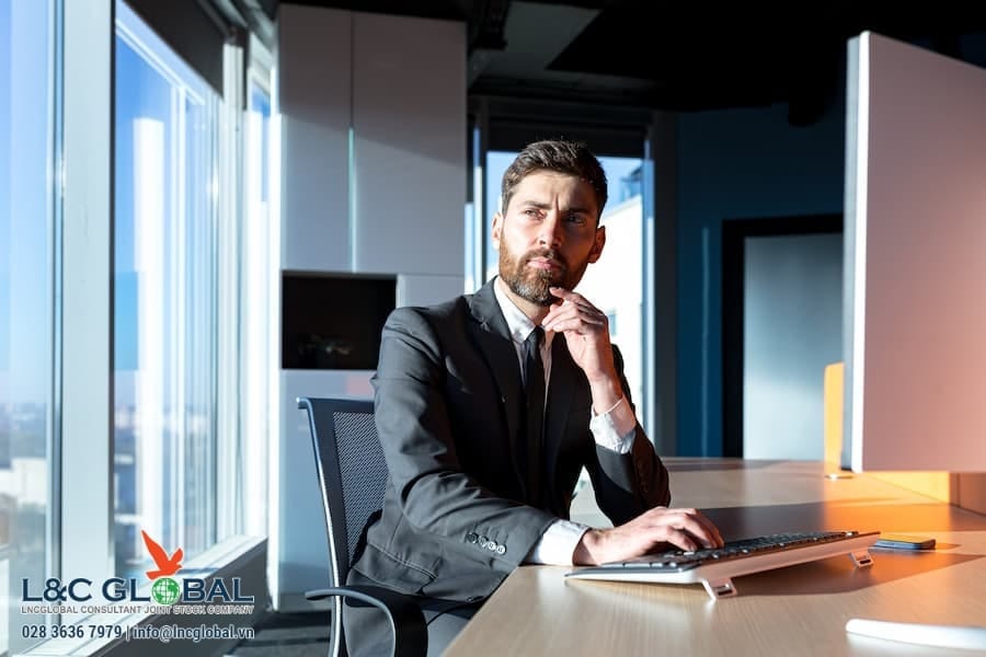 định cư tại Saskatchewan.