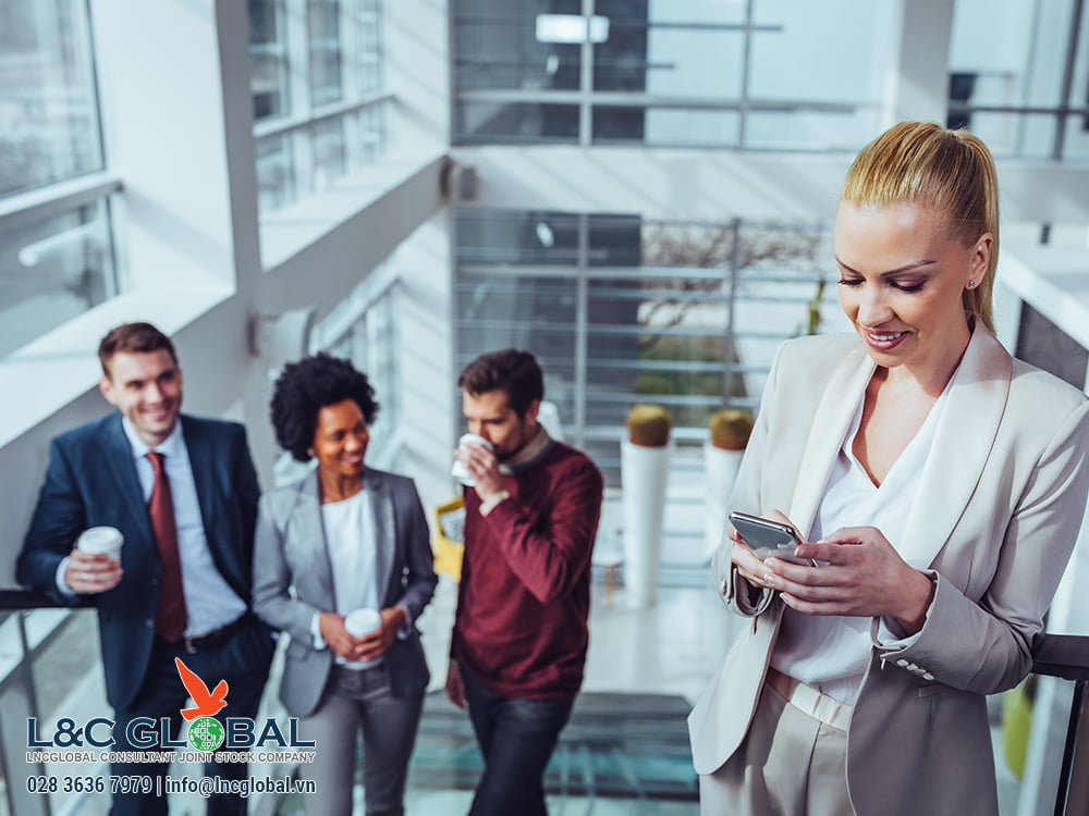 Tỷ lệ thất nghiệp ở Canada giảm xuống dưới 5% L&C Global